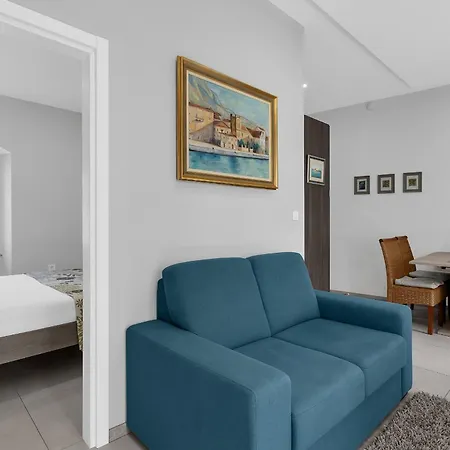 Center Dvor Kalalarga 아파트 마카르스카