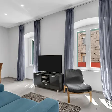 Center Dvor Kalalarga Appartement