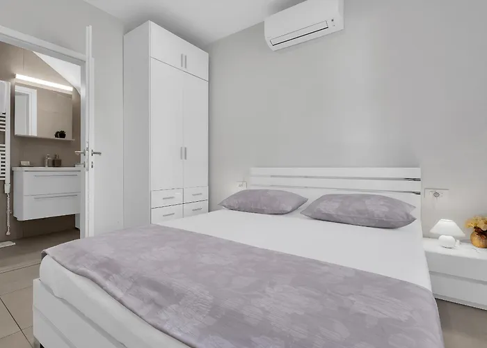 Center Dvor Kalalarga *