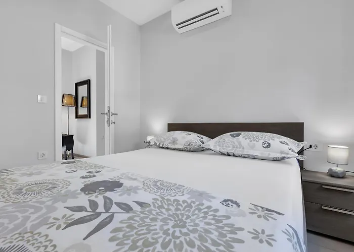 Center Dvor Kalalarga Apartament Makarska