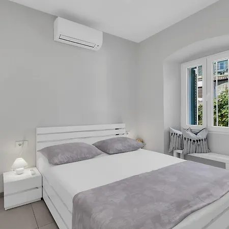 Apartman Center Dvor Kalalarga Makarska