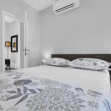 Center Dvor Kalalarga Apartman Makarska