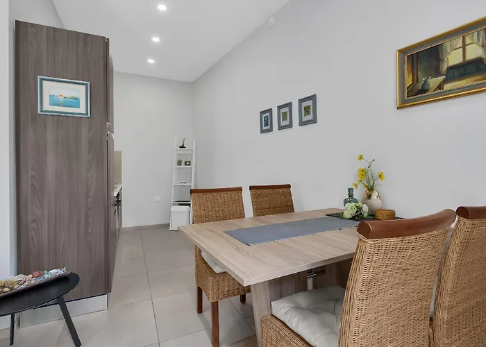 Center Dvor Kalalarga